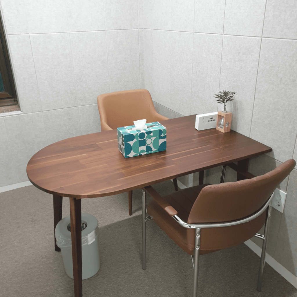 아늑한 분위기의 개인 상담실